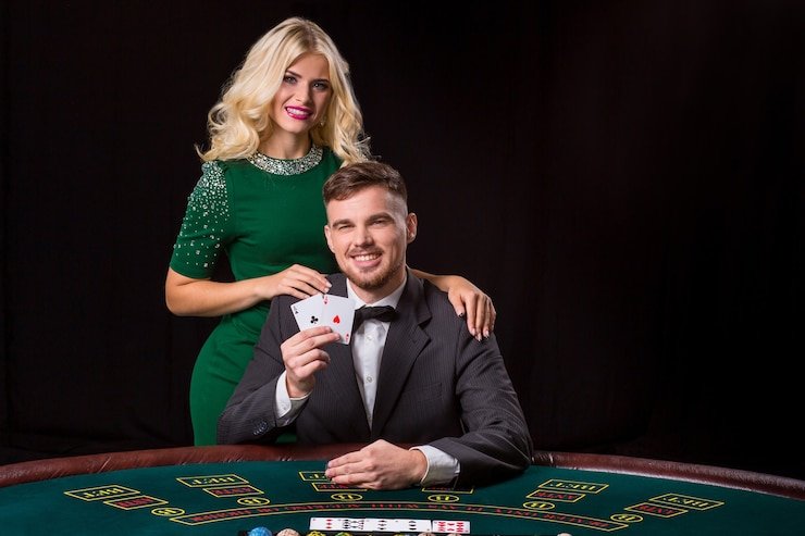 Live casino tables available during Free Fire World Series broadcast downtime